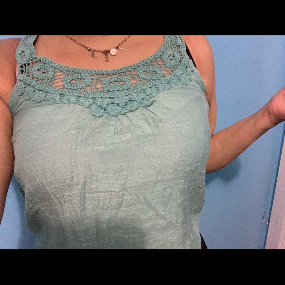 Shirt - Picture 3 of 4